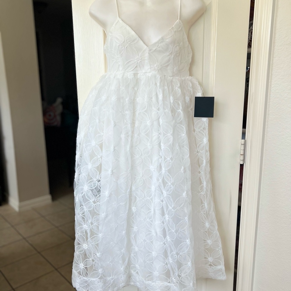 Lulu's Ivory Florql Tulle Midi Dress - Picture 6 of 12